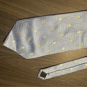Ramario Manzini silk Elegant baby blue and yellow Men's Tie